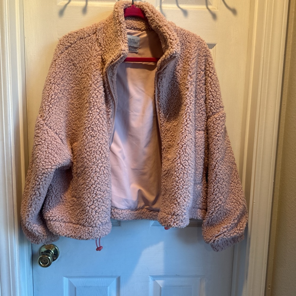 Urban Outfitters Cream Sherpa Jacket - Picture 1 of 6